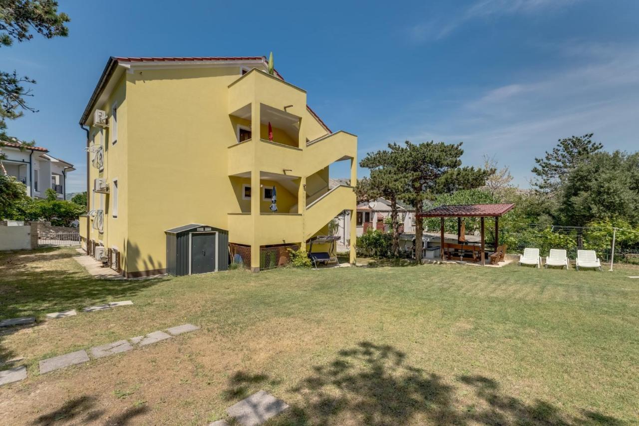 Apartments With A Parking Space Baska, Krk - 13907 Екстериор снимка