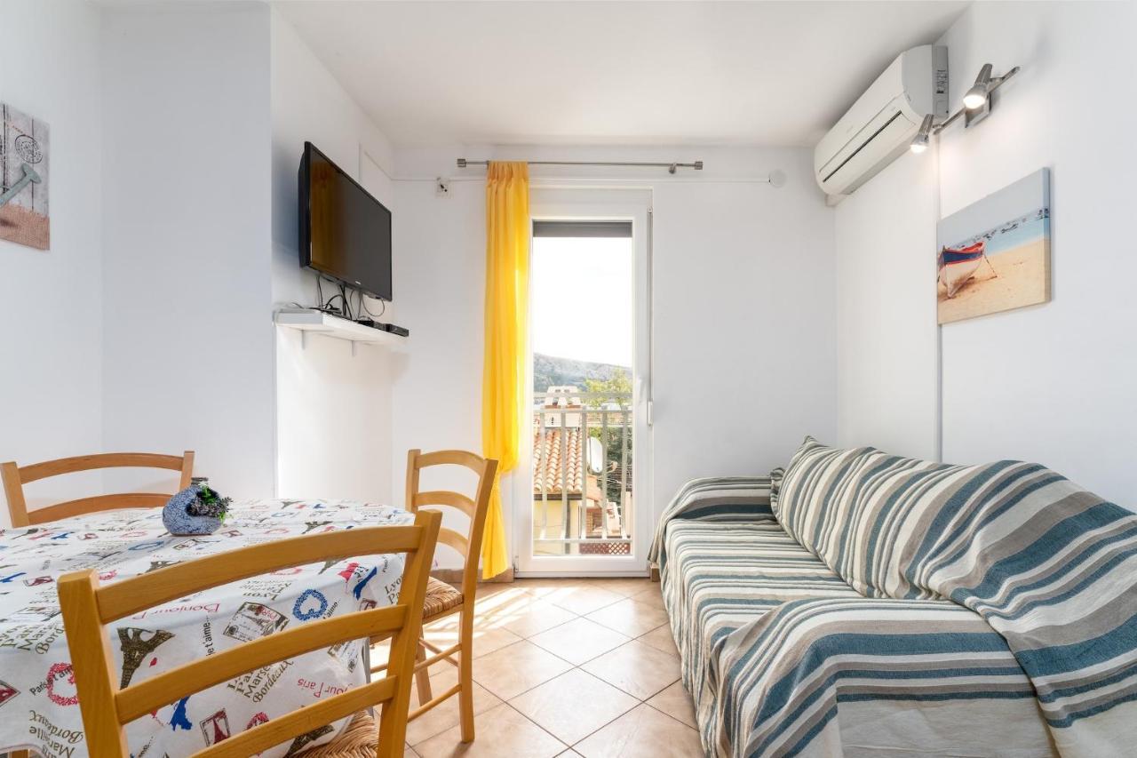Apartments With A Parking Space Baska, Krk - 13907 Екстериор снимка