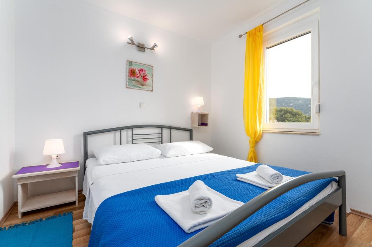 Apartments With A Parking Space Baska, Krk - 13907 Екстериор снимка
