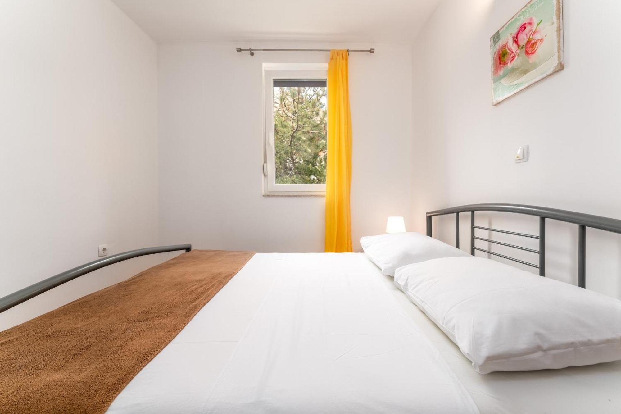 Apartments With A Parking Space Baska, Krk - 13907 Стая снимка